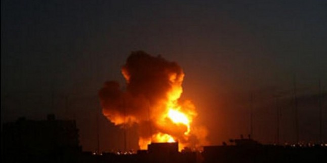 Siyonist İsrail Uçakları Kassam Mücahidlerine Ait Mevzileri Bombaladı