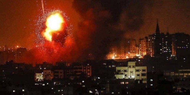 Siyonist İsrail Uçaklarının Refah Kentinde Bir Evi Vurması Sonucu 1 Sivil Şehid Oldu, 3 Sivil’de Yaralandı