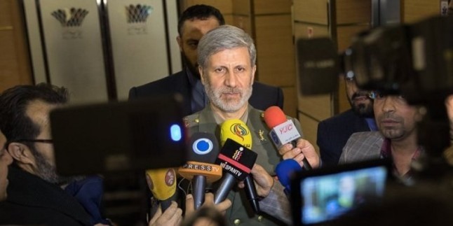 İran Savunma Bakanı, Suriye’de direniş komutanlarıyla görüştü