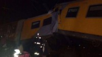 Güney Afrika’da 2 tren çarpıştı: 300 yaralı