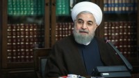 Ruhani: Herkes düşmanların komplolarına karşı duyarlı olmalı