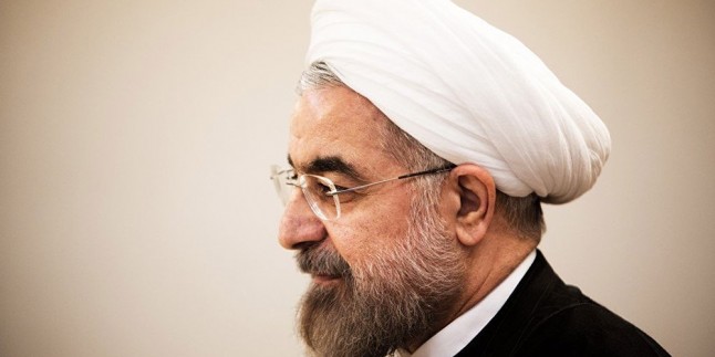 Hasan Ruhani adaylık başvurusunu yaptı