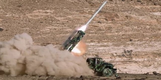 Yemen Hizbullahı Suud Güçlerini Badr-1 Füzesiyle Vurdu