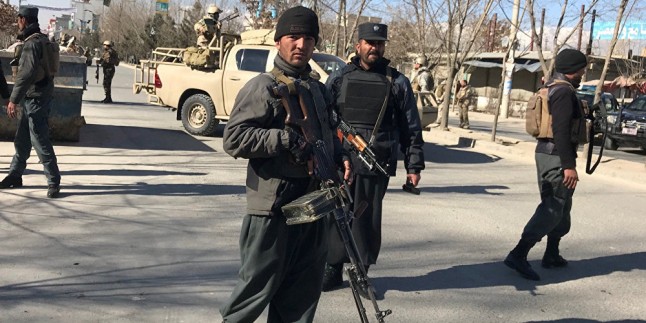 Afganistan’da Çifte Saldırı: En Az 40 Ölü
