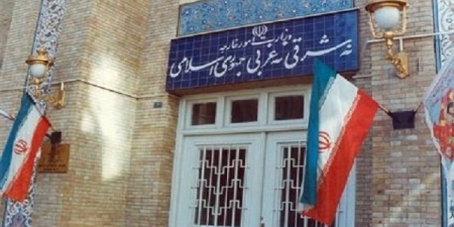 İran: Zarif’in Suudi Arabistan ziyareti gündemde değil