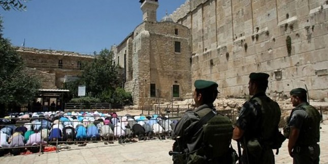 Siyonist İsrail Güçleri İbrahim El-Halil Camii’ni İki Günlüğüne Kapattı