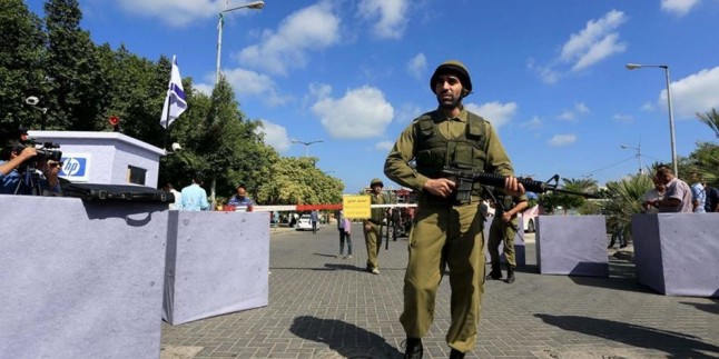 Siyonist İşgal Güçleri Batı Yaka ve Gazze Şeridi’ni Giriş Çıkışa Kapatıyor