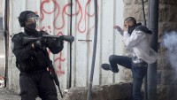 Kudüs’te 30 Filistinli yaralandı