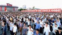 Kuzey Kore Halkı Sokaklara Dökülerek ABD’ye Meydan Okudu