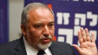 Siyonist Liberman: İran İsrail’i vurursa, biz de Esad’ı deviririz