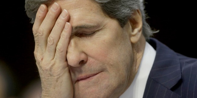 Kerry; İran’a Yönelik Yaptırımlar Nükleer Çalışmalara Engel Olmaz!