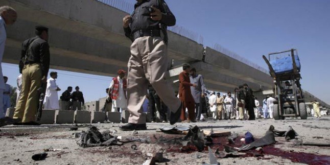 Pakistan’da bombalı sadırı: 18 ölü