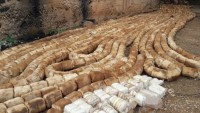 Şam çevresinde Amerikan yapımı tonlarca patlayıcı madde ele geçirildi