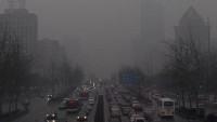 Çin’in kuzeyinde artan hava kirliliği nedeniyle sarım alarm verildi