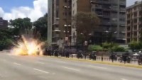 Venezuela Polisine Bombalı Saldırı