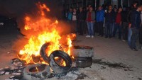 Şanlıurfa’nın Siverek ilçesinde halk 20 gündür süren elektrik kesintisini protesto etti