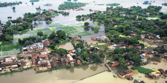 Hindistan’da Sel Felaketinden Dolayı Ölenlerin Sayısı 40’a Ulaştı