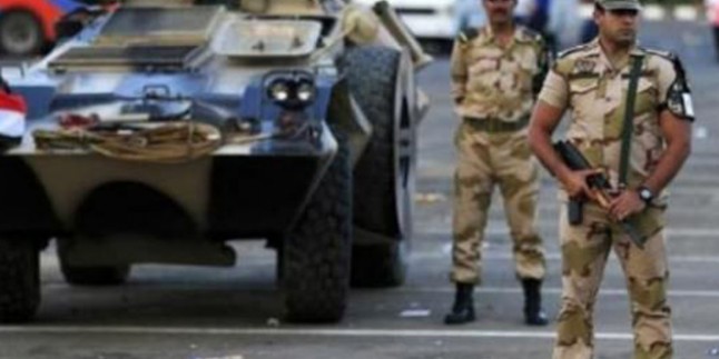 Mısır’ın Sina Yarımadası’nda askere bombalı saldırı