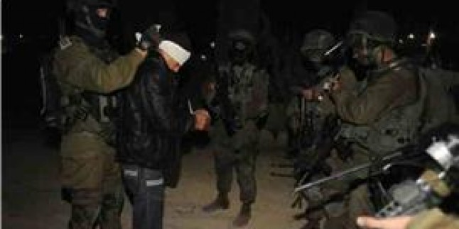 Siyonistler Sabahın Erken Saatinde Birçok Filistinlinin Evine Baskın Düzenledi