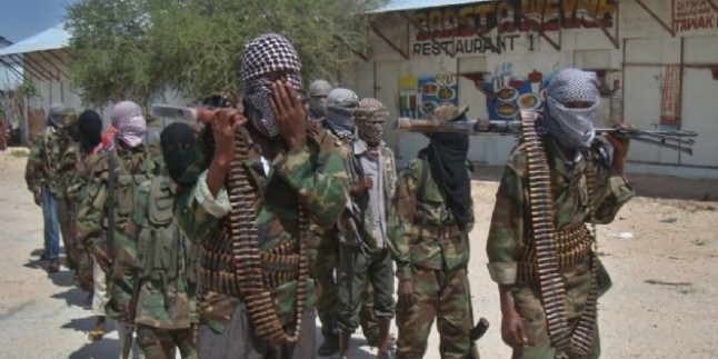 Somali’de Askeri Birliklere Bombalı Saldırı: 10 Ölü