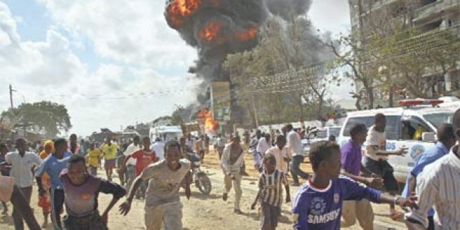 Somali’de bomba yüklü bir araçla yapılan saldırıda 6 kişi hayatını kaybetti