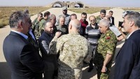 Suriye başbakanı Eş’Şairat hava üssünü ziyaret etti