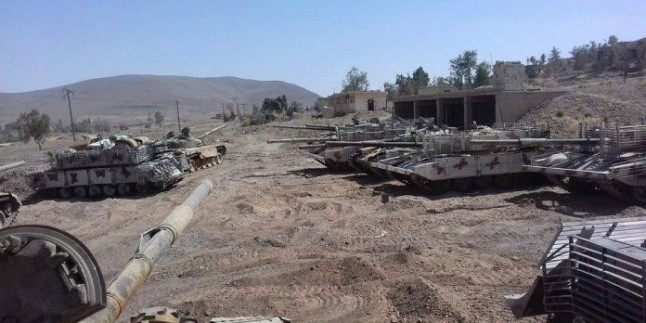 Suriye Ordusuna Bağlı Seçkin Birliklerden Binlerce Asker, Kuzey Hama’ya Ulaştı