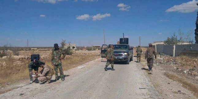 Suriye Ordusu Hama Kırsalında İlerliyor