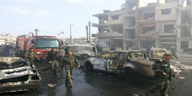 Homs Şehrindeki 2 Askeri Bölgeye Teröristlerce 6 Ayrı İntihar Saldırısı Düzenlendi: 35 Şehid