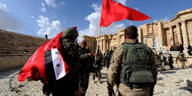 Suriye ordusu, Palmira’nın yakınındaki tepelerin ve barajın kontrolünü ele geçirdi
