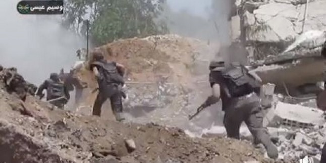 Suriye Ordusu İle Hizbullah Güçleri Doğu Guta Bölgesine 3 Koldan Girdi: 6 Belde İşgalden Kurtarıldı