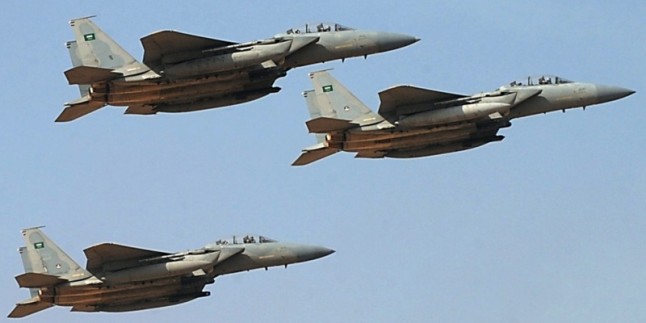 Suudi savaş uçakları BM uçağının Sana’ya inmesine engel oldu
