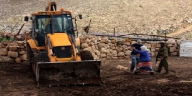 Siyonist İsrail Rejimi Filistinli Köylülere Ait Su Depolarını Yıkacak