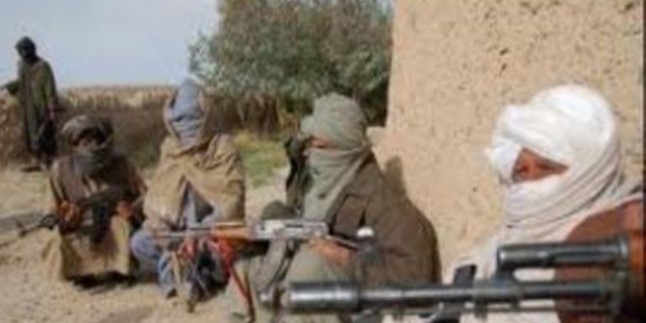Taliban Afganistan’da Karakola saldırdı;10 polis öldü
