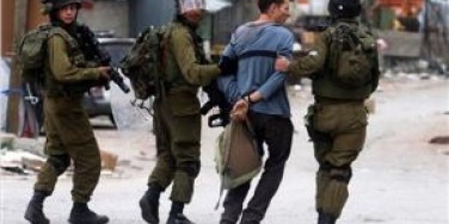 Siyonist Rejim Askerleri 28 Filistinliyi Tutukladı