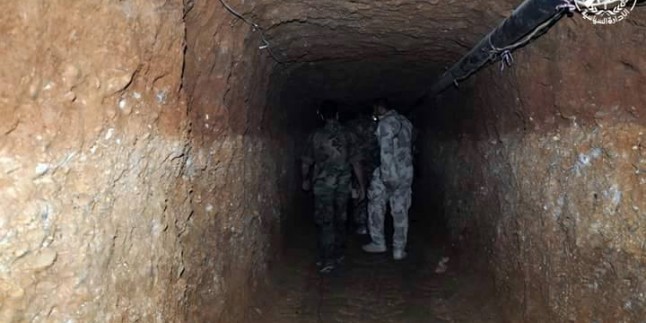 Şam Kırsalı Madaya Beldesinde Çok Sayıda Ve Birbirleriyle Bağlantılı Olan Tüneller İmha Edildi