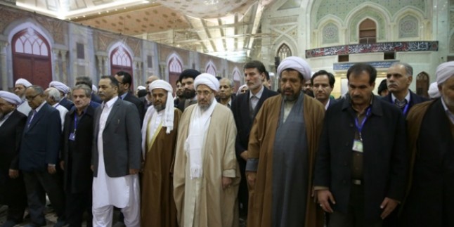 Uluslararası İslam Birliği Konferansı’na katılanlar, İmam Humeyni -ra- türbesi’ni ziyaret etti
