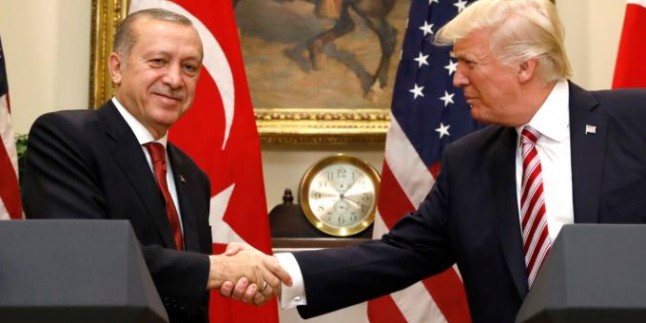 Türkiye Rejimi: ABD’nin Suriye’yi Vurmasını Memnuniyetle Karşılıyoruz