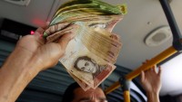 Venezuela’da asgari ücrete yüzde 40 zam yapılacak