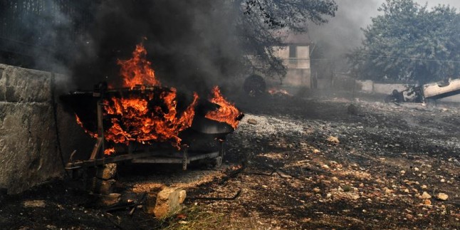 Yunanistan’da Önü Alınamayan Yangınlarda Ölenlerin Sayısı 81’e Ulaştı