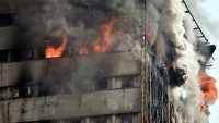 İran’da çöken Plasco binasında 4 kişinin cesedine ulaşıldı