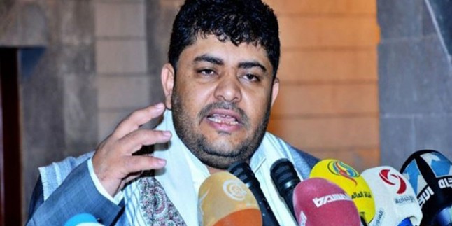Yemenli bir askeri komutan, Mansur Hadi’ye bağlı güçlere karşı sistematik askeri operasyon başlattığını duyurdu