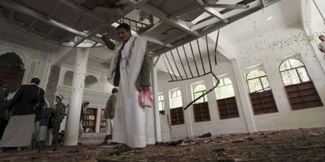 Yemenin Başkenti Sana’da Cuma Namazına Giden Müslümanlara Saldırı Düzenlendi