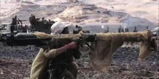 Yemenliler 12 Suudi askeri üssünü ele geçirdi