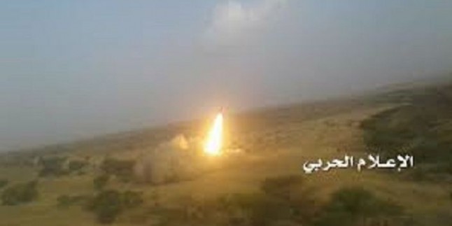 Yemen Hizbullahı 2 Suud Üssünü Zilzal-2 Füzesiyle Vurdu