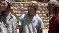 Siyonistler Filistin Köylerine Baskın Düzenledi