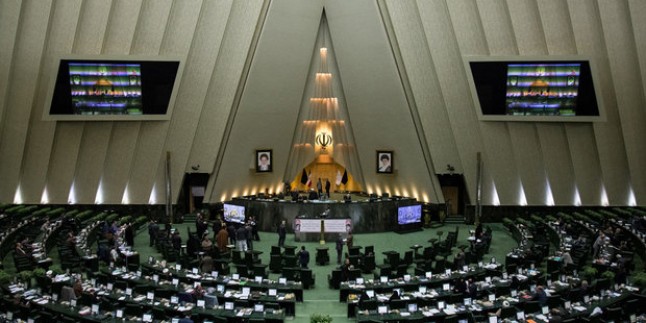 İran Meclisi’nde “Zeytin Dalı Harekatı” değerlendirildi