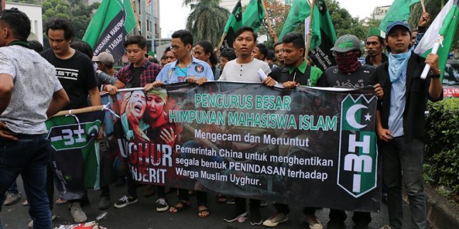 Çin’in, Sincan Uygur Özerk Bölgesi’nde Müslümanlara Yönelik Uygulamalar Endonezyada Protesto Edldi