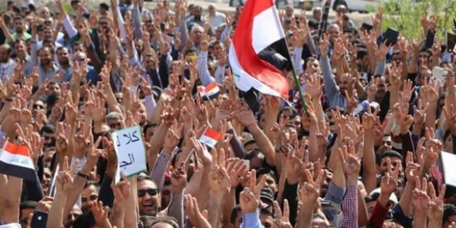 Basra’da Maaşları Ödenmeyen İşçiler Protesto Gösterisi Düzenledi